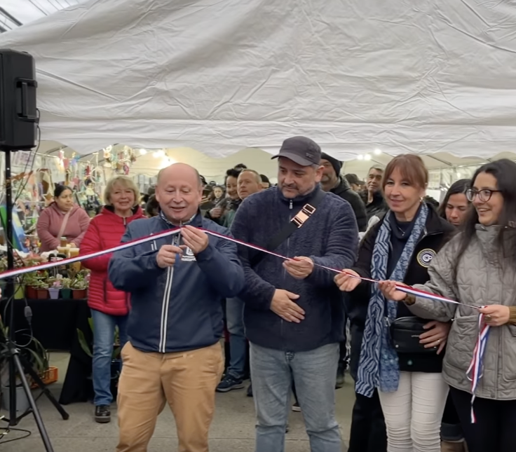 Alcalde Valdivia dio inicio al boulevard de invierno en el corazón de Panguipulli